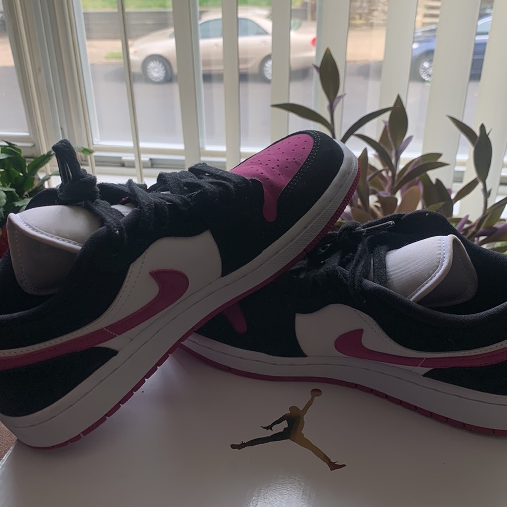 Air Jordan 1 Low